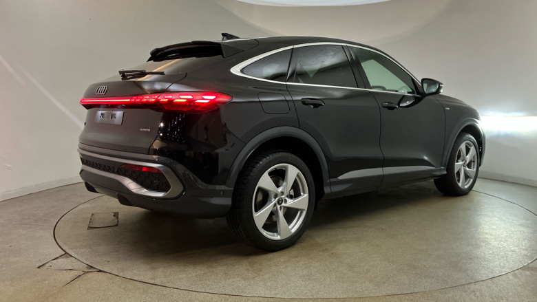 Audi Q5 2.0 TDI Quattro S Line 5dr S Tronic Diesel Estate